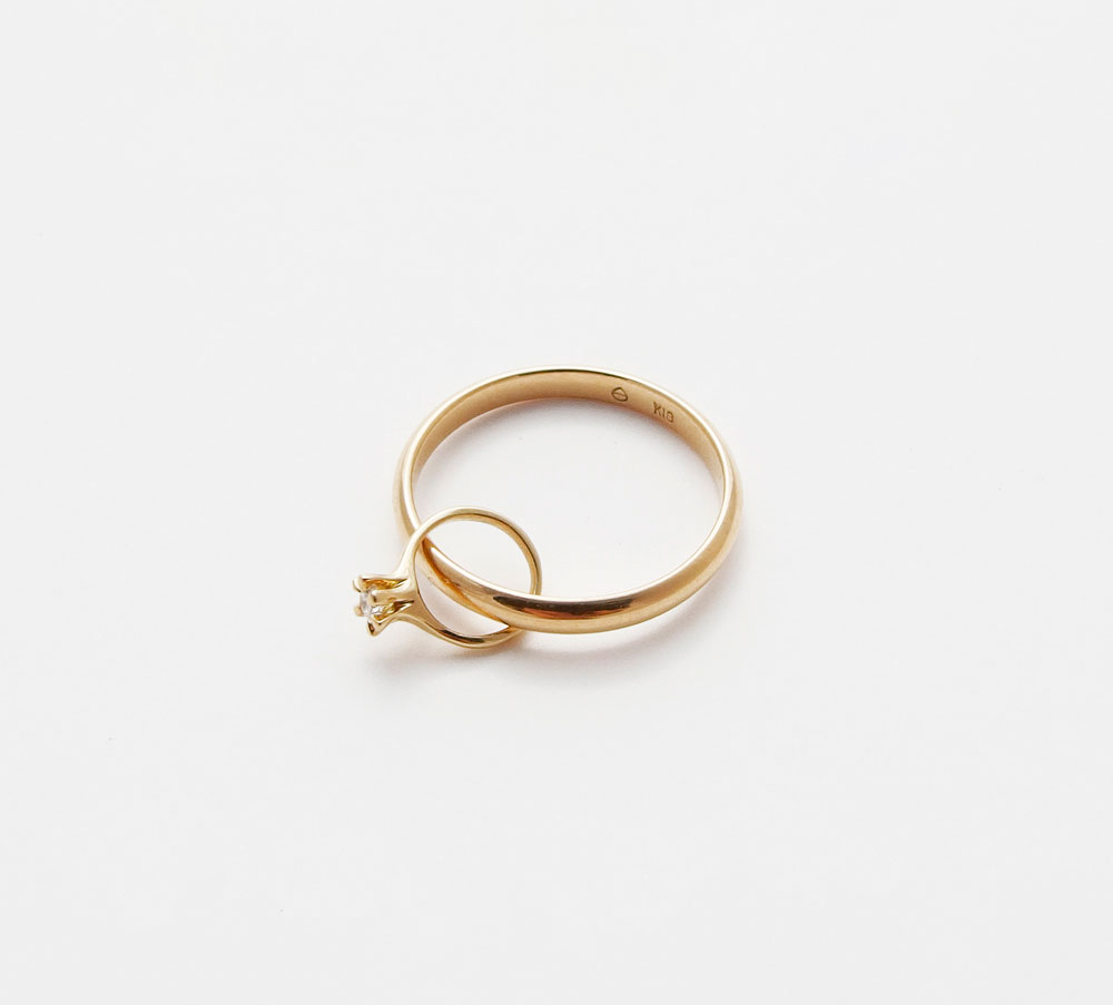 A ring wants to wear a ring, too