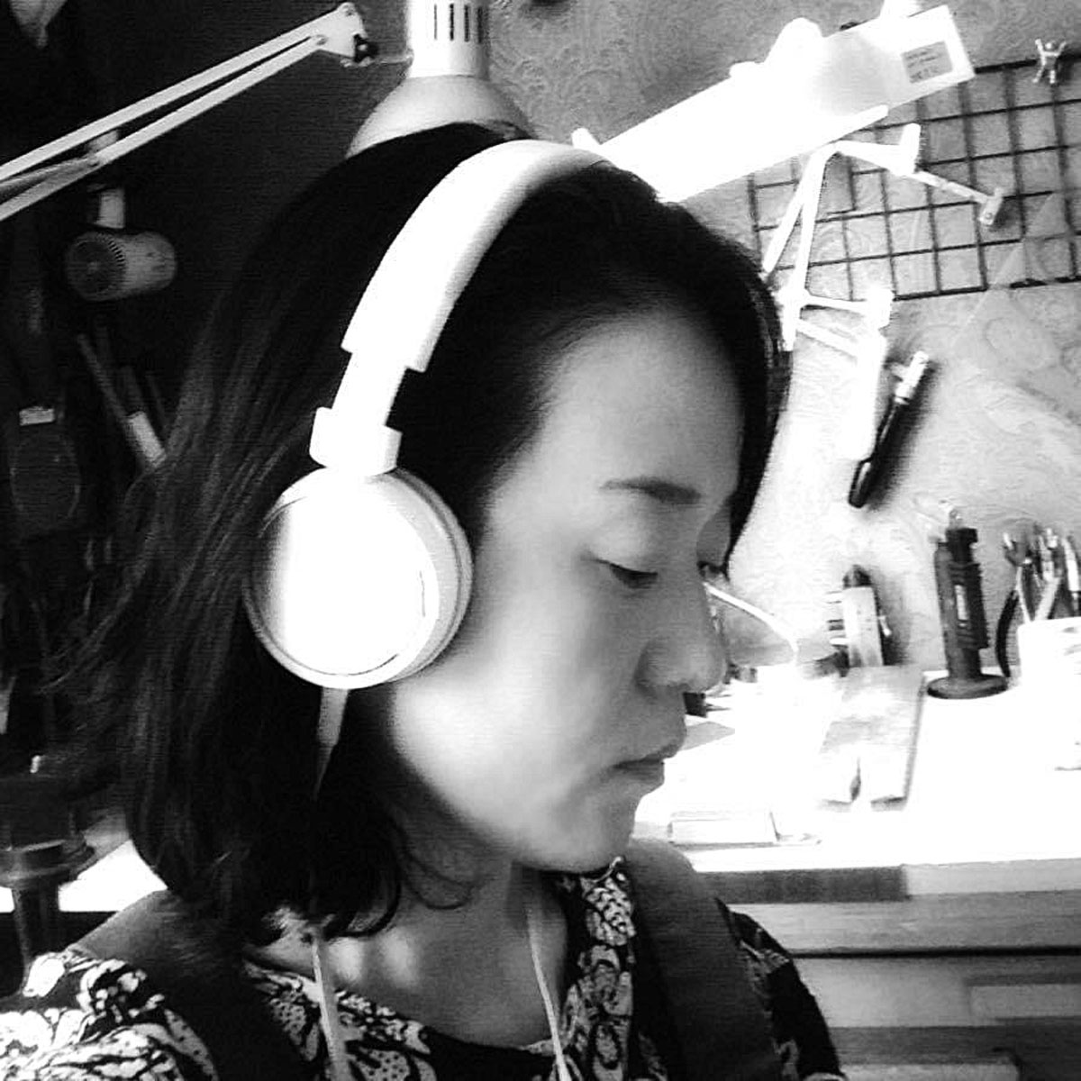 The rhythm of everyday gestures and the silent logic of materials inspire me. Interview with Youngjoo Lee by Klimt02.