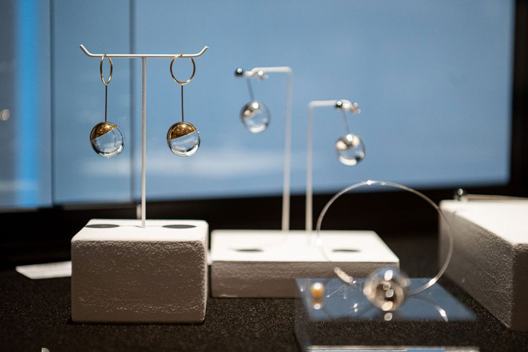 Creative Links: Exploring Pricing and Range Architecture 