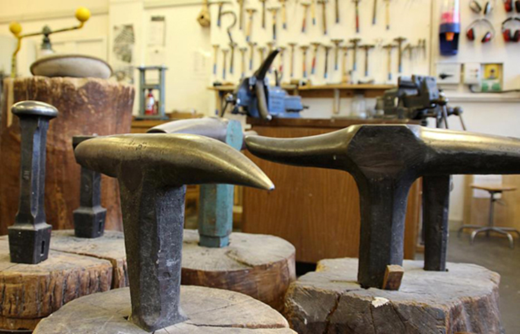 Open Call for a Position of Teaching Fellow in Jewellery and Silversmithing
